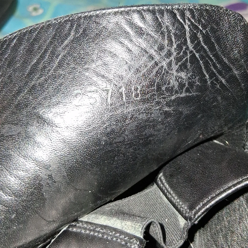90s Gucci Vintage Black Leather Pointed Toe Loafers Dress Shoes